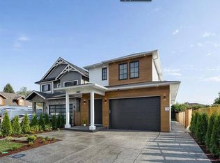 18968 119th Ave, Pitt Meadows, BC V3Y 1X8