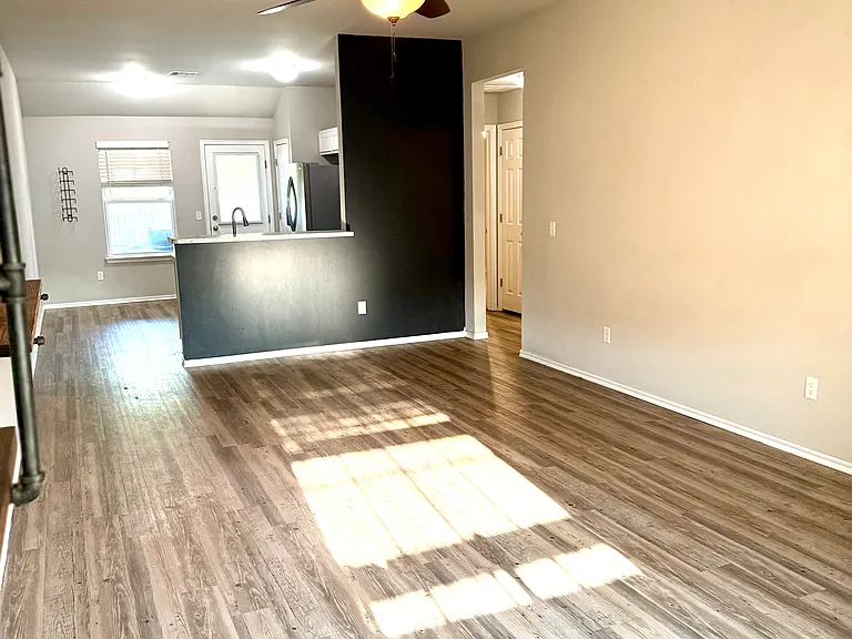 13220 Beekman Dr — Photo 8
