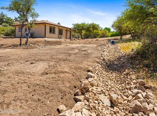 18290 S Niblick Drive, Peeples Valley, AZ 86332