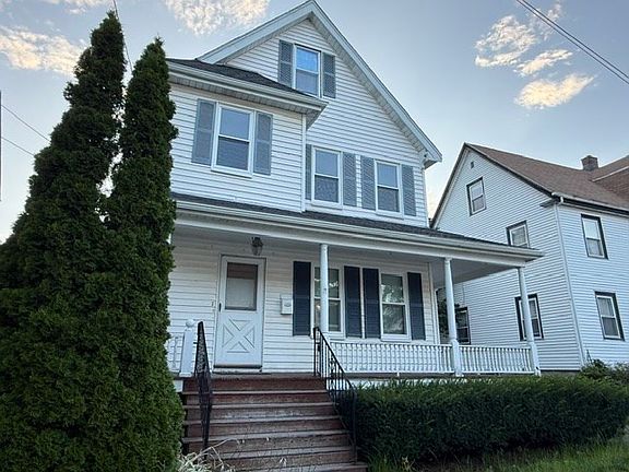 5th image of 7 Spruce St #7