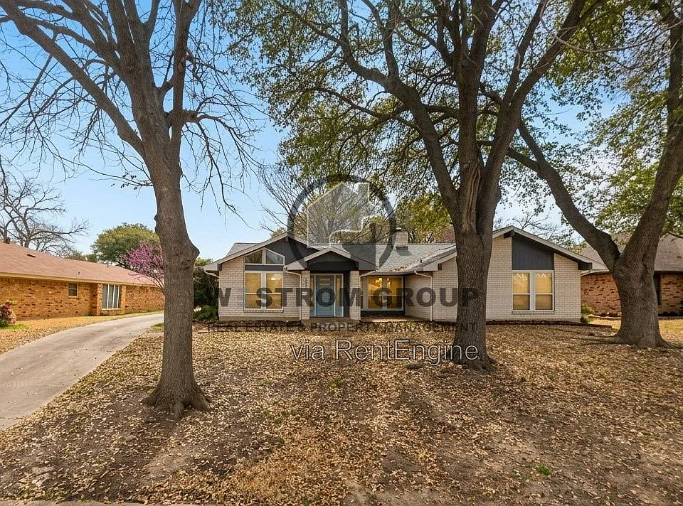 4513 Foxfire Way
