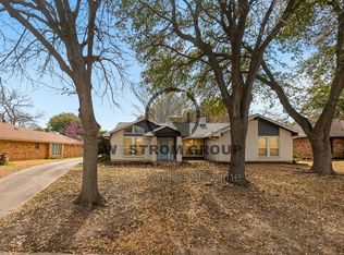 4513 Foxfire Way, Fort Worth, TX 76133