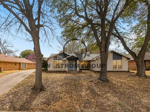 4513 Foxfire Way