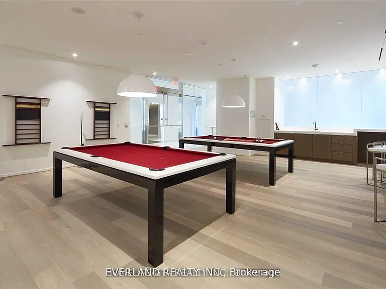 1 Bloor St E #5303 — Photo 14