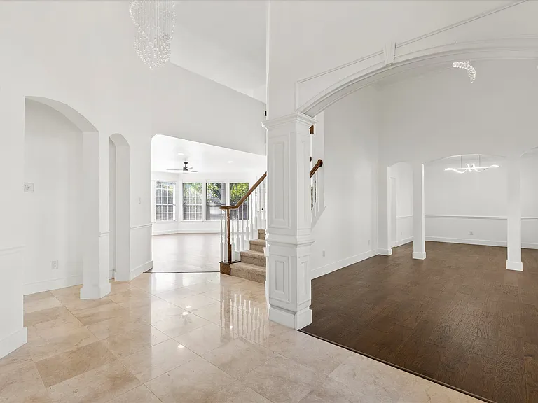 3309 Grantham Dr — Photo 2