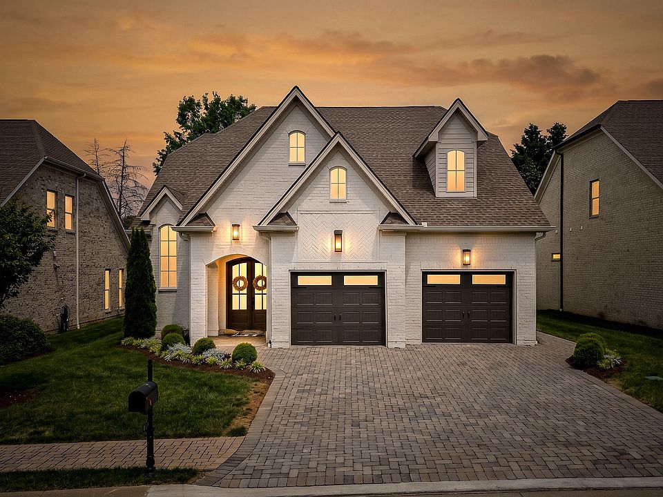 1st image of 2119 White Poplar Ct