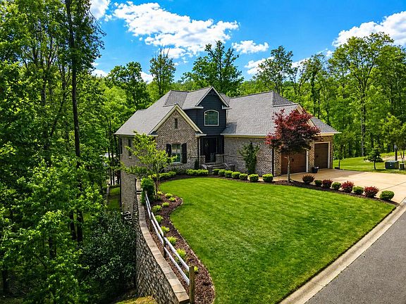 3rd image of 1245 Arborwood Ln