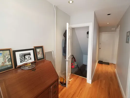 Rented by Compass | media 23
