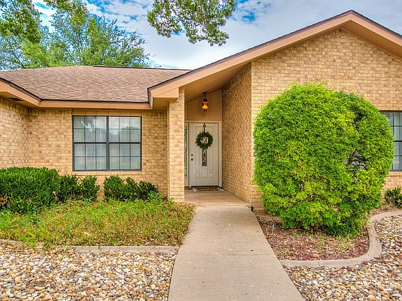 5th image of 3218 Cedarhill Dr