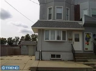 2420 S 71st St, Philadelphia, PA 19142
