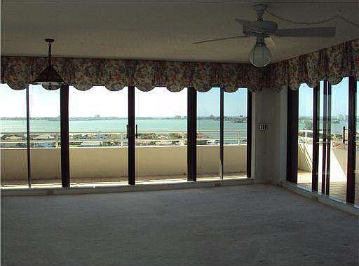4th image of 5950 Pelican Bay Plz Unit Penthouse 2b