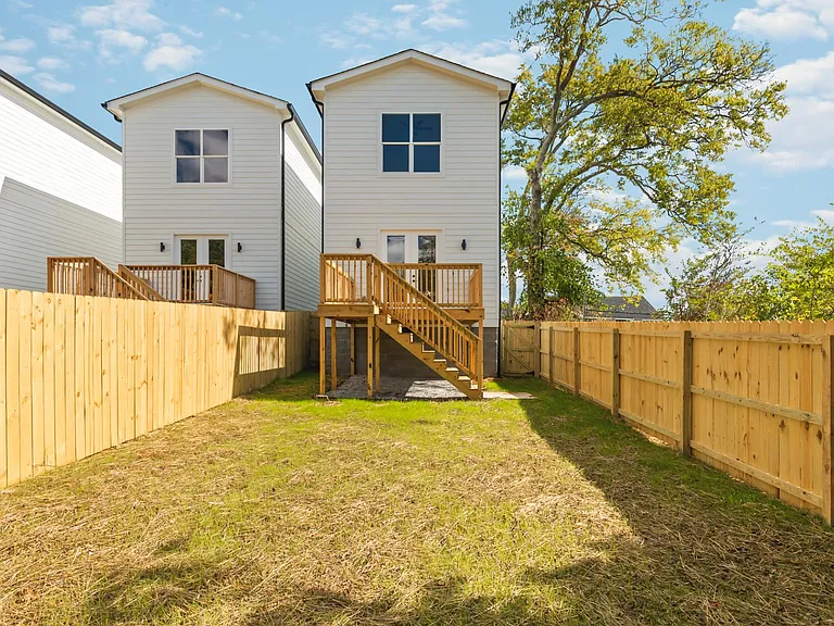 2107 Courtney Ave #A — Photo 19