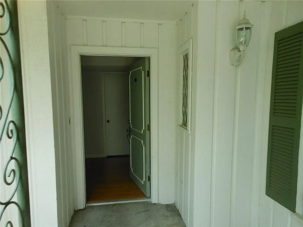 2 bed, 2.0 bath, 1068 sqft, $1,950 — Photo 3