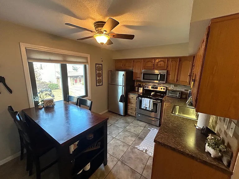 882 N Colony Rd #72 — Photo 3