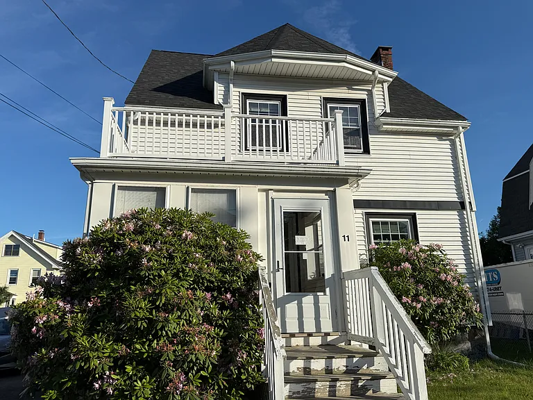11 Webster St — Photo 23