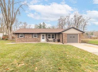 125 Nixon Dr, New Castle, IN 47362