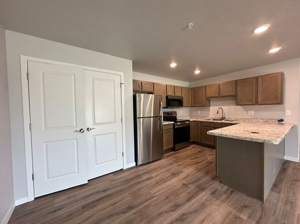 206 E Express Way #7