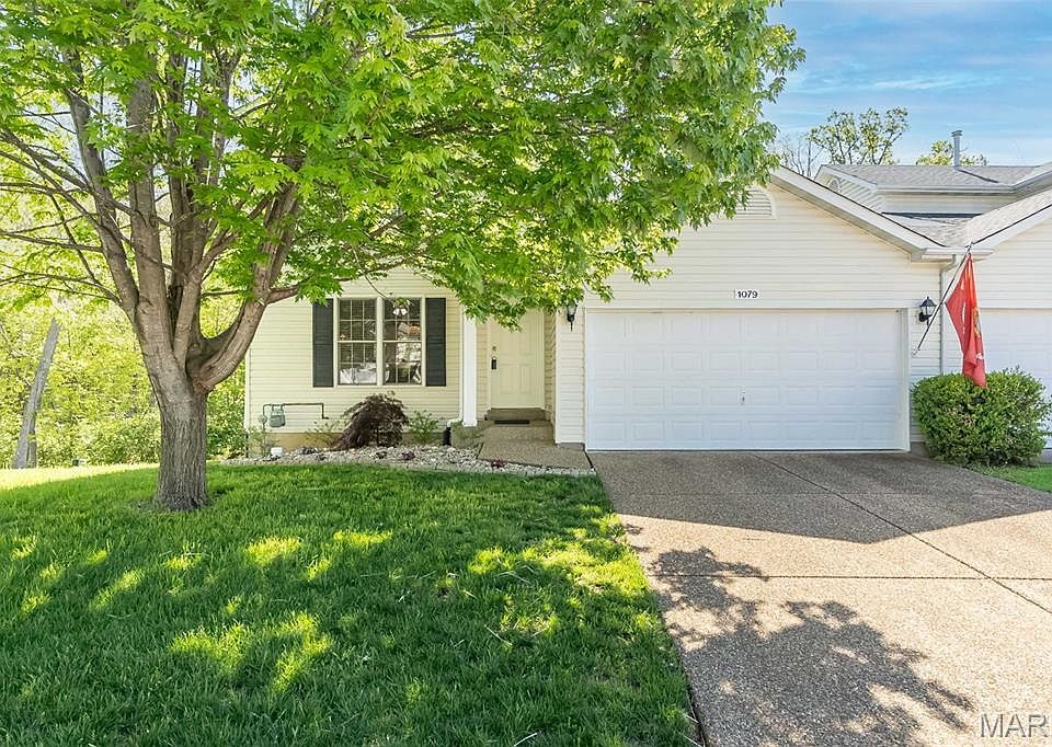 1st image of 1079 Goss Ct