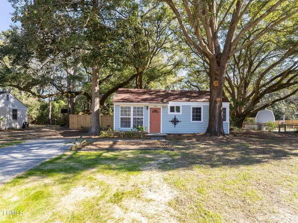 1720 Drayton Drive, Port Royal, SC 29935