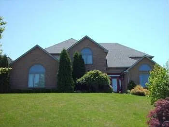 312 Fox Run Dr photo 1