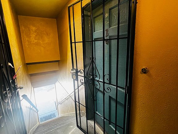 2nd image of 1340 E Broadway APT B