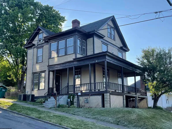 301 Ash Ave, Clarksburg, WV 26301