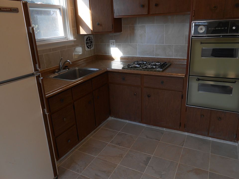 1st image of 100 Alnus Place # Fl 2nd