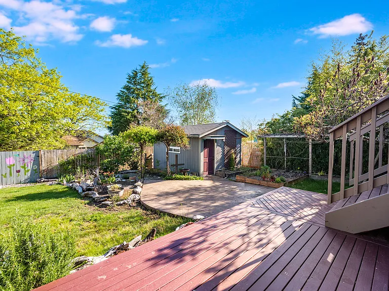 5709 N 48th St — Photo 33