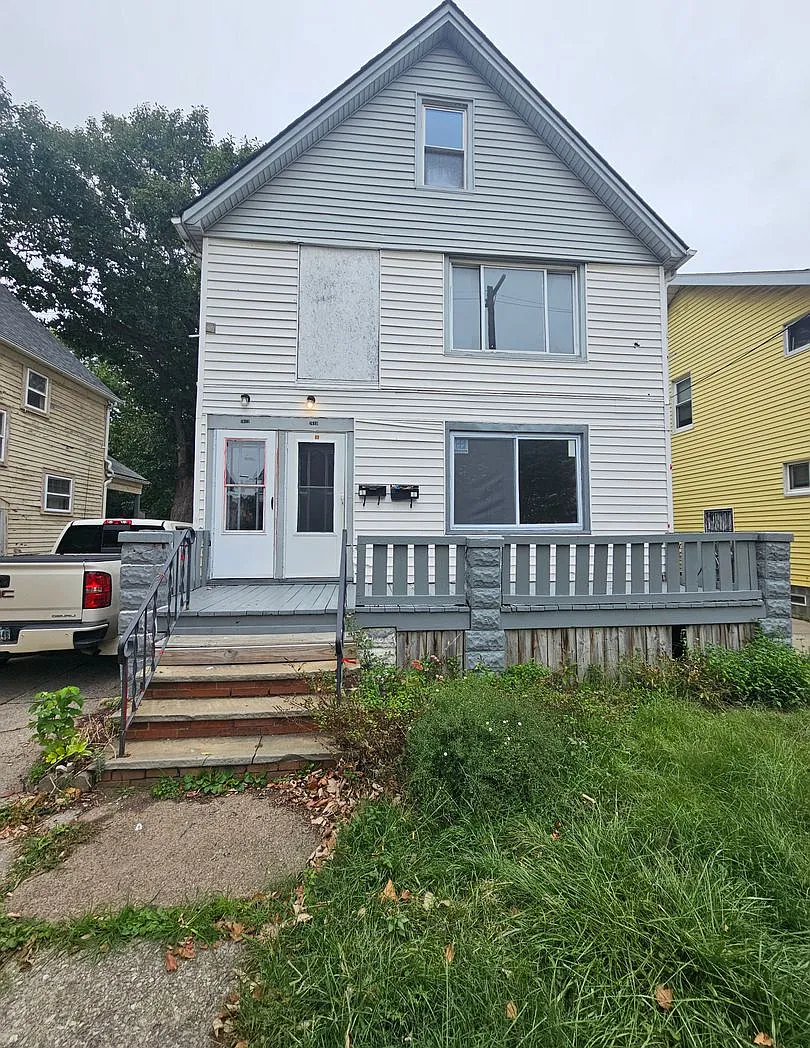 7610 Dearborn Ave — Photo 1