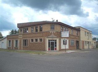 132 N 3rd Ave, Iron River, MI 49935
