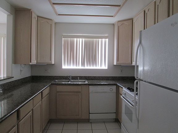 2nd image of 1804 Camden Ave APT 302