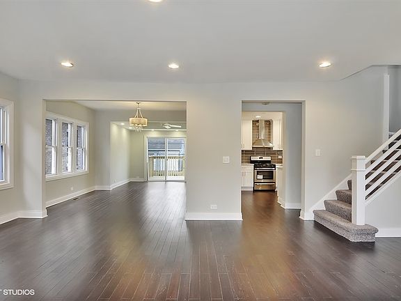 2nd image of 2508 N Mont Clare Ave
