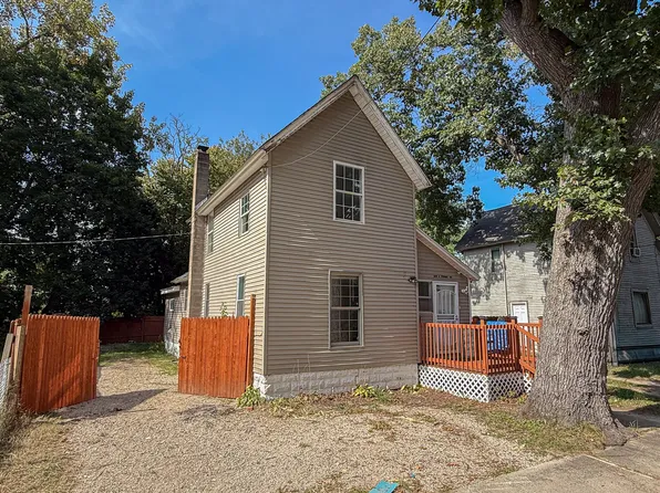 530 S Front St, Dowagiac, MI 49047