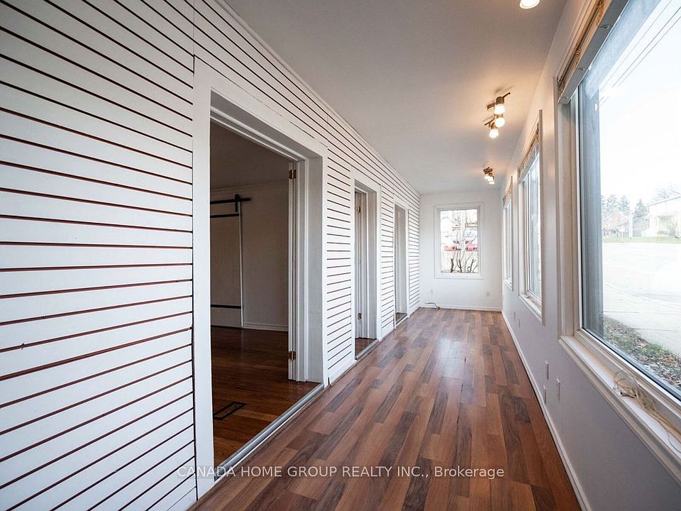 1st image of 30 Main St N