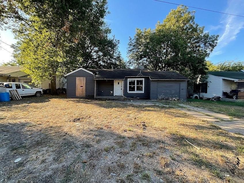 1st image of 312 Mistletoe Dr