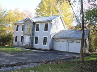 403 Melody Ct, East Stroudsburg, PA 18301