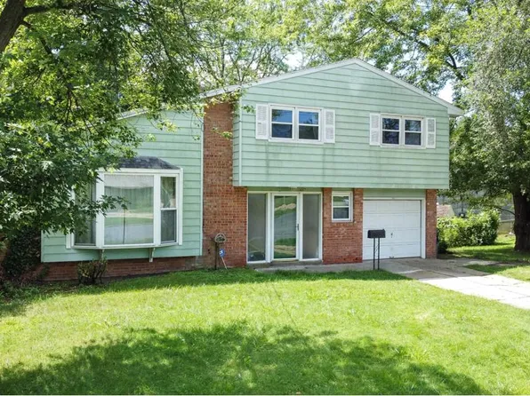 487 Fresno Dr, Magnolia, NJ 08049