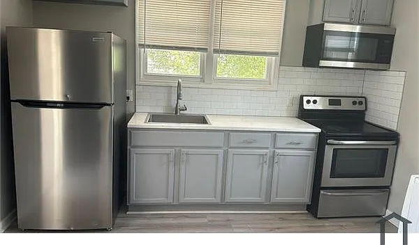 705 Wall St #A — Photo 5