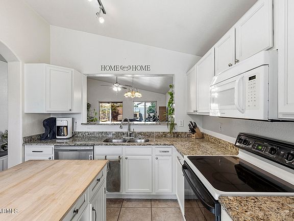 4th image of 7415 N 68TH Drive