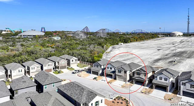 10643 W Military Dr — Photo 14