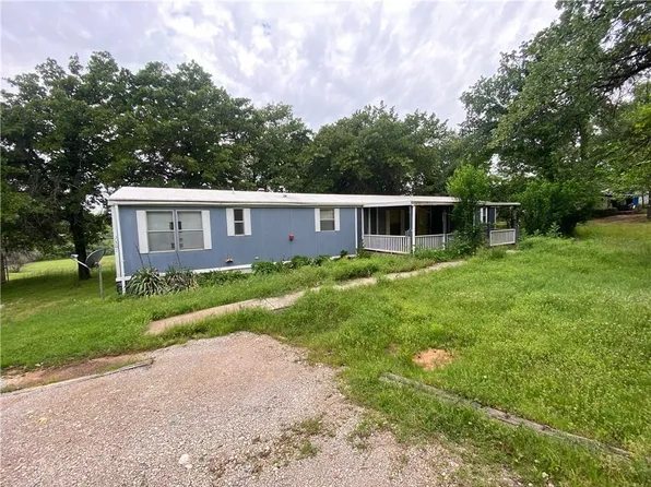 9301 Sleepy Hollow Dr, Newalla, OK 74857