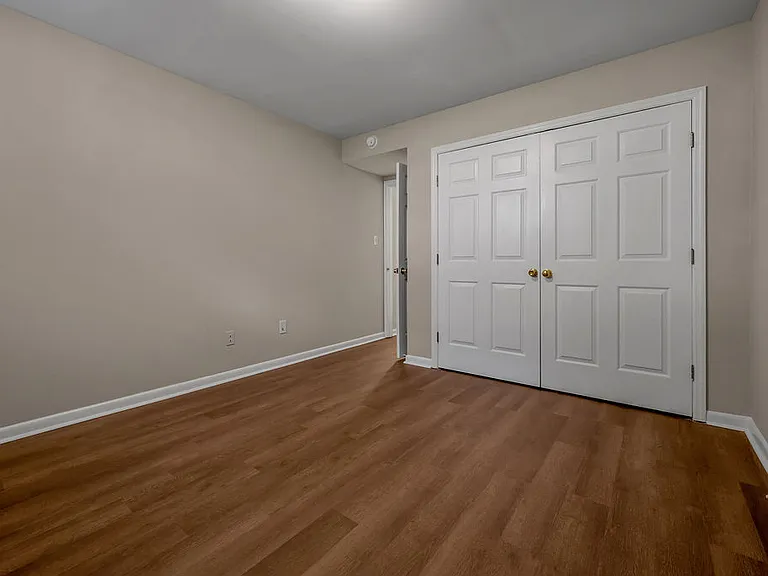833 Malabu Dr — Photo 33