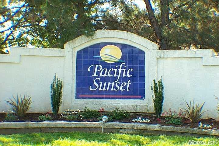 1st image of 2904 Beachcomber Dr E Unit E