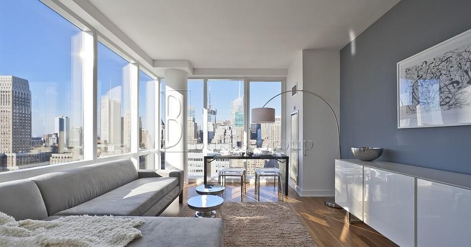 1st image of 885 6th Ave APT 21H