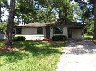 3202 Winn Clay Dr, Waycross, GA 31501