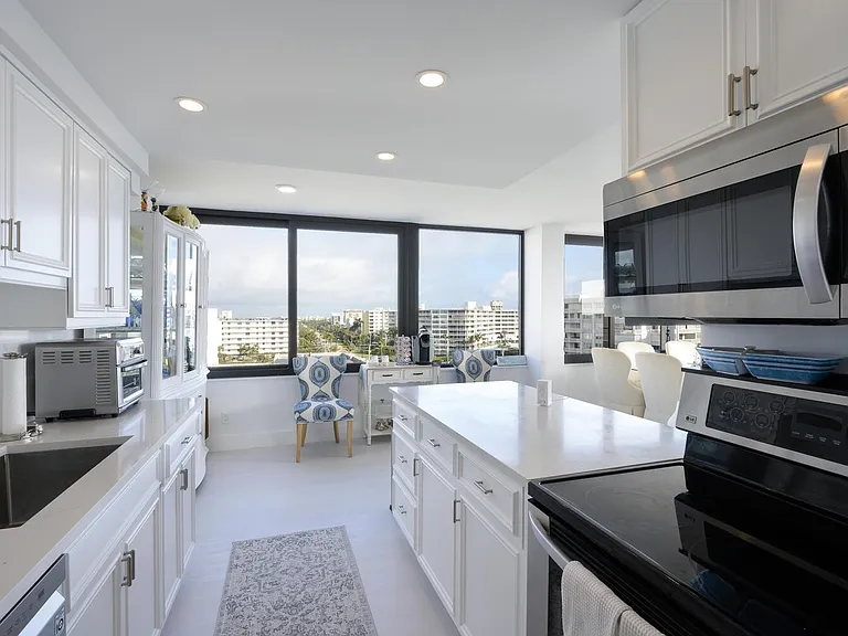 3589 S Ocean Blvd #801 — Photo 2