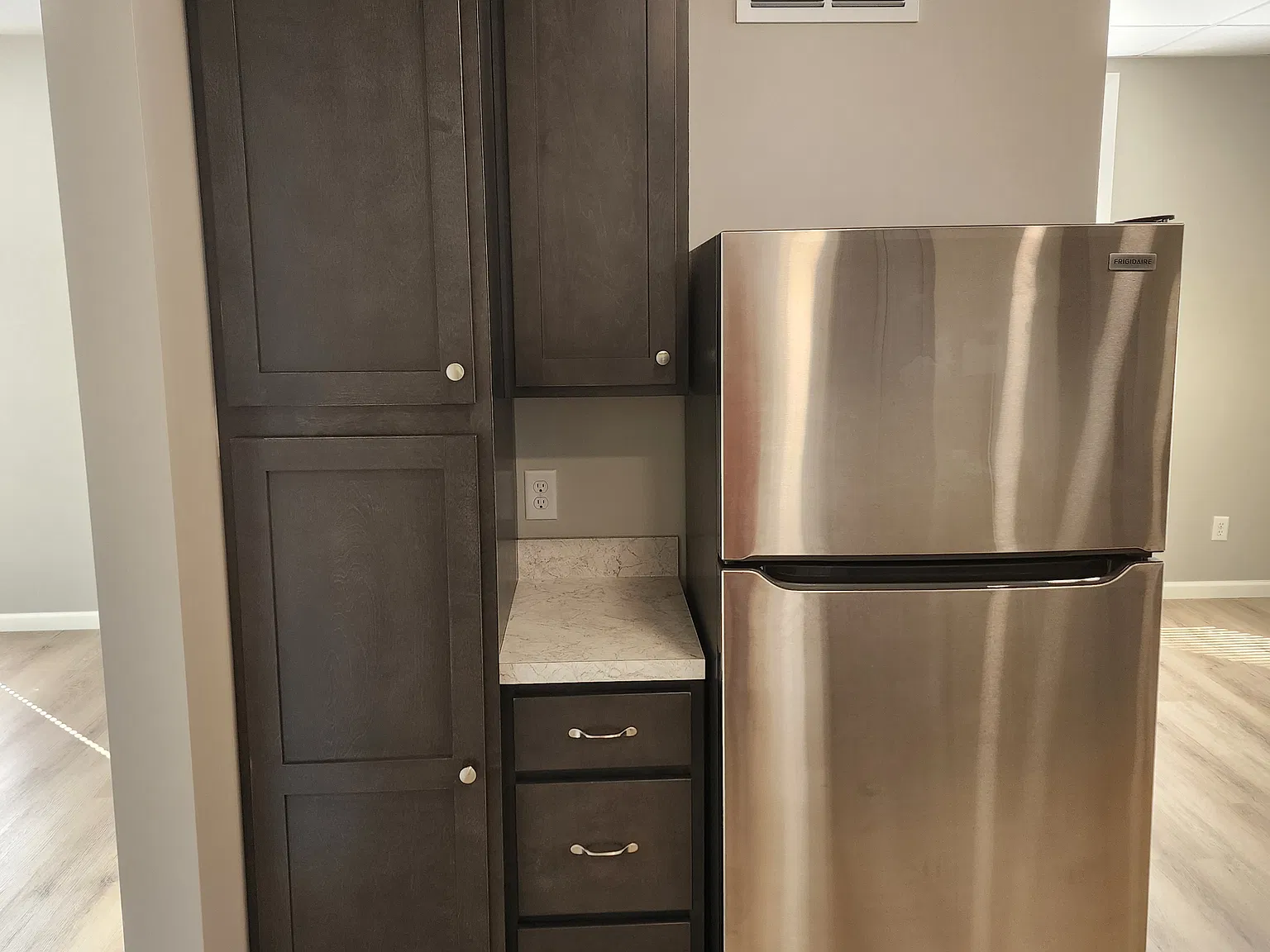 10621 Navarre Rd SW — Photo 2