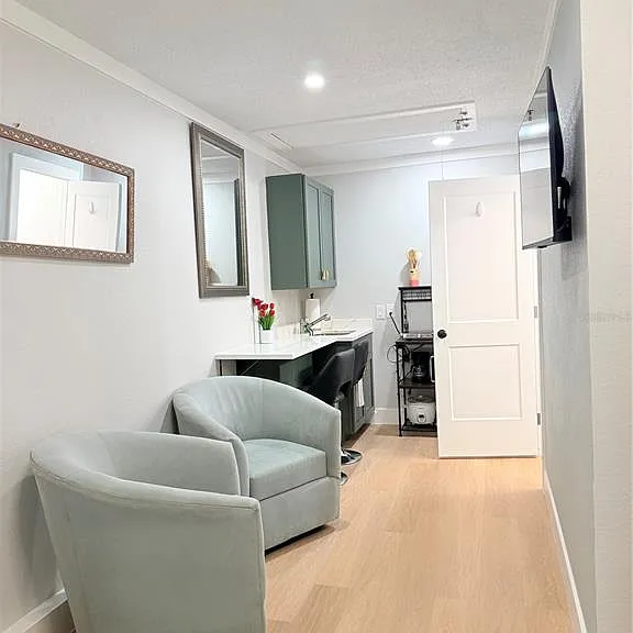 2130 Redleaf Dr — Photo 33