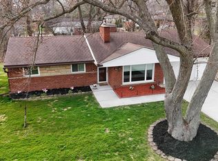 28357 New Castle Rd, Farmington Hills, MI 48331