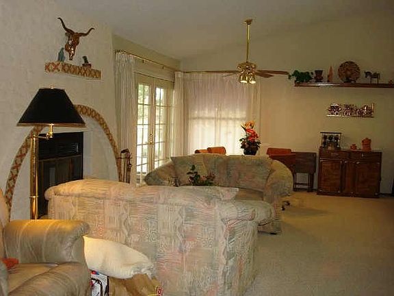 3rd image of 13009 S 41st St